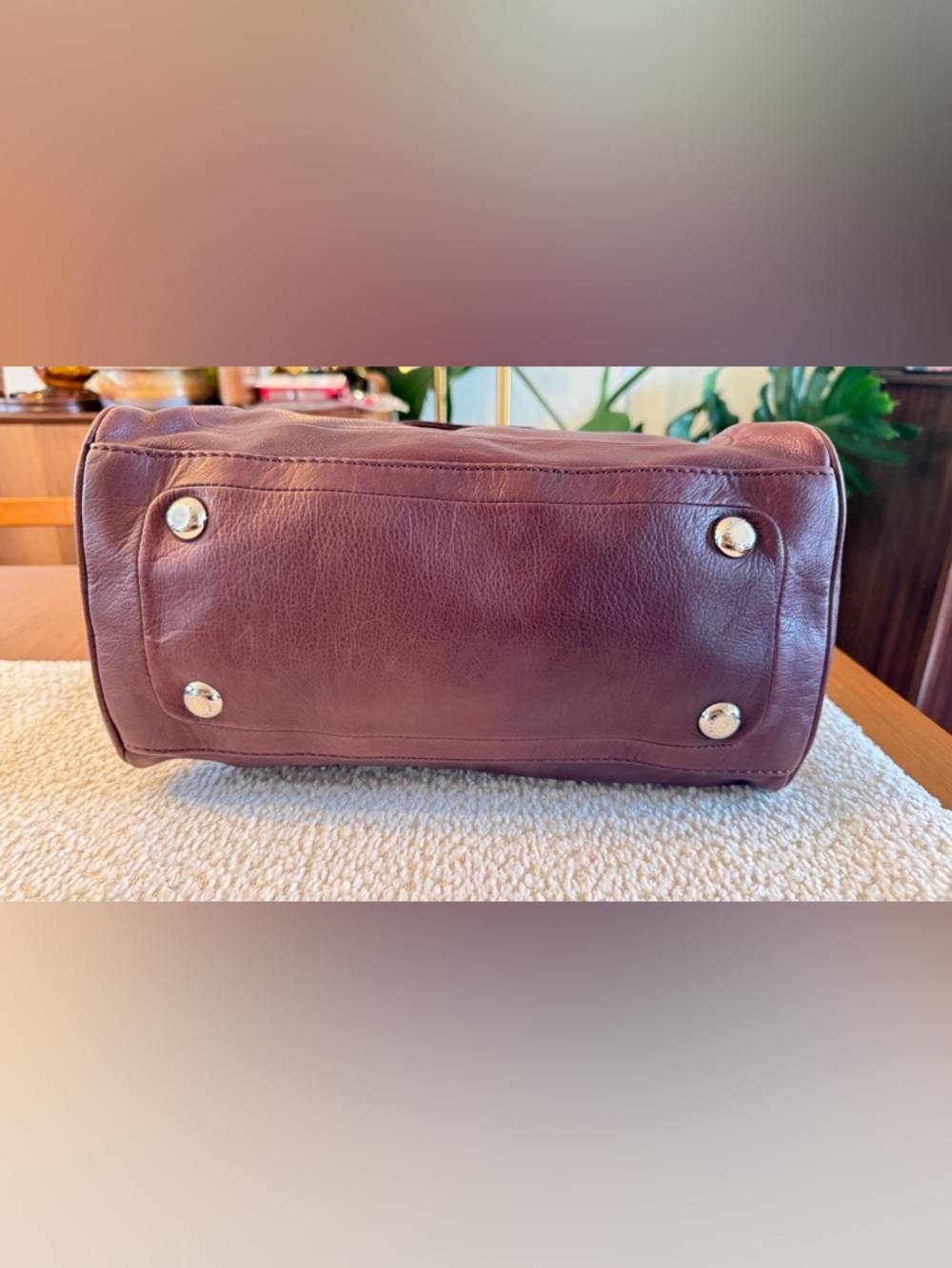 Early 2010s Vintage Marc by Marc Jacobs Totally Turnlock Quinn Satchel - Picture 7 of 11